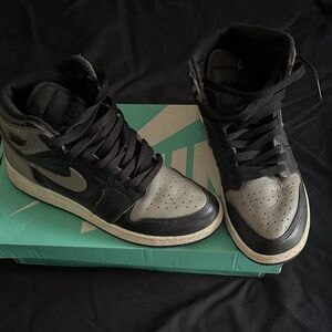 Nike Black and Gray High-Tops